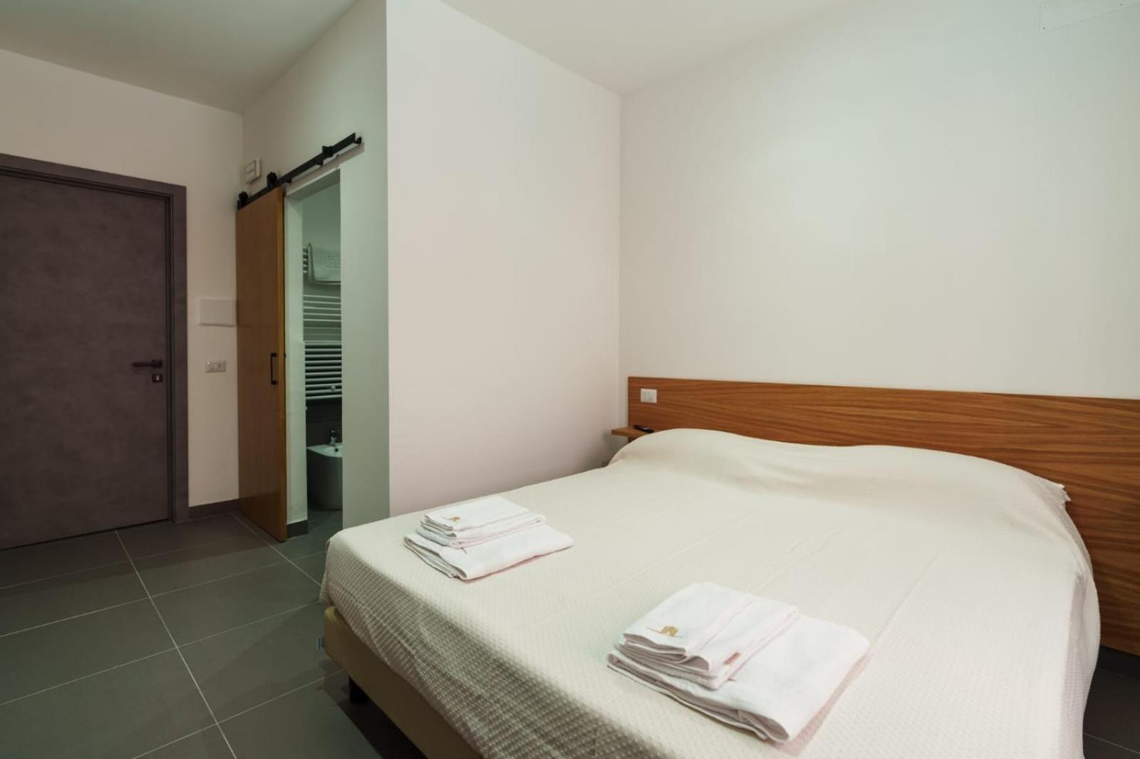 Camere Cavour Macerata Luaran gambar