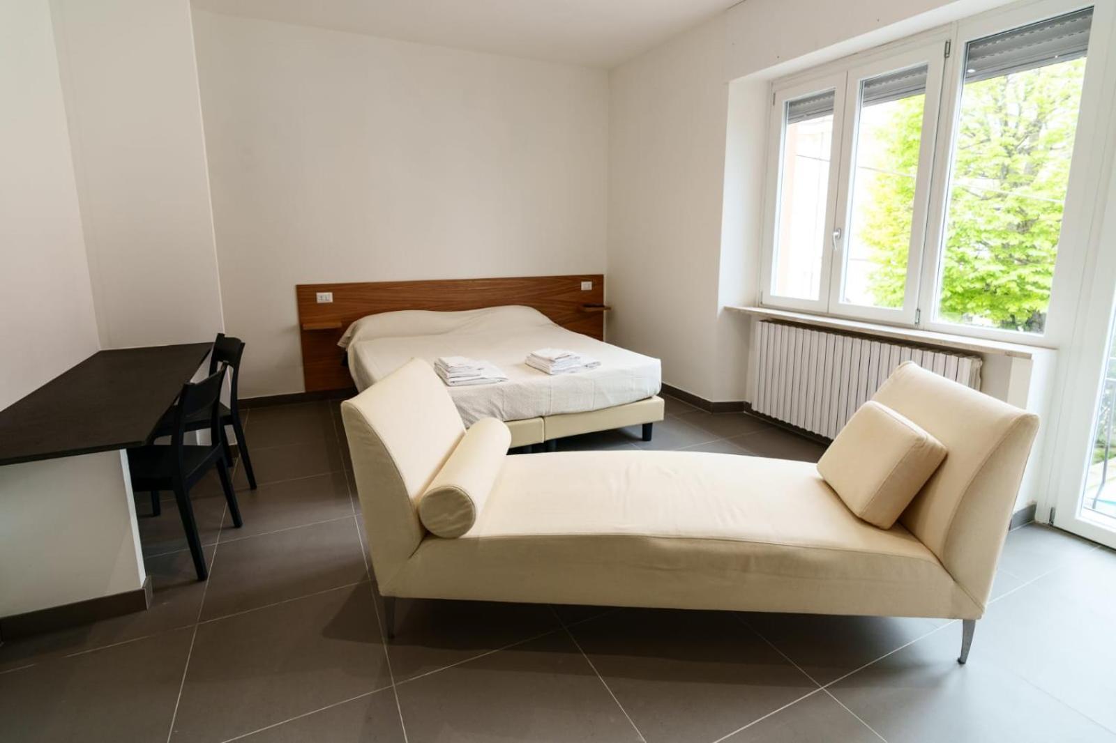 Camere Cavour Macerata Luaran gambar